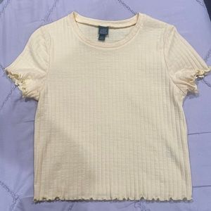 Yellow short sleeve tee